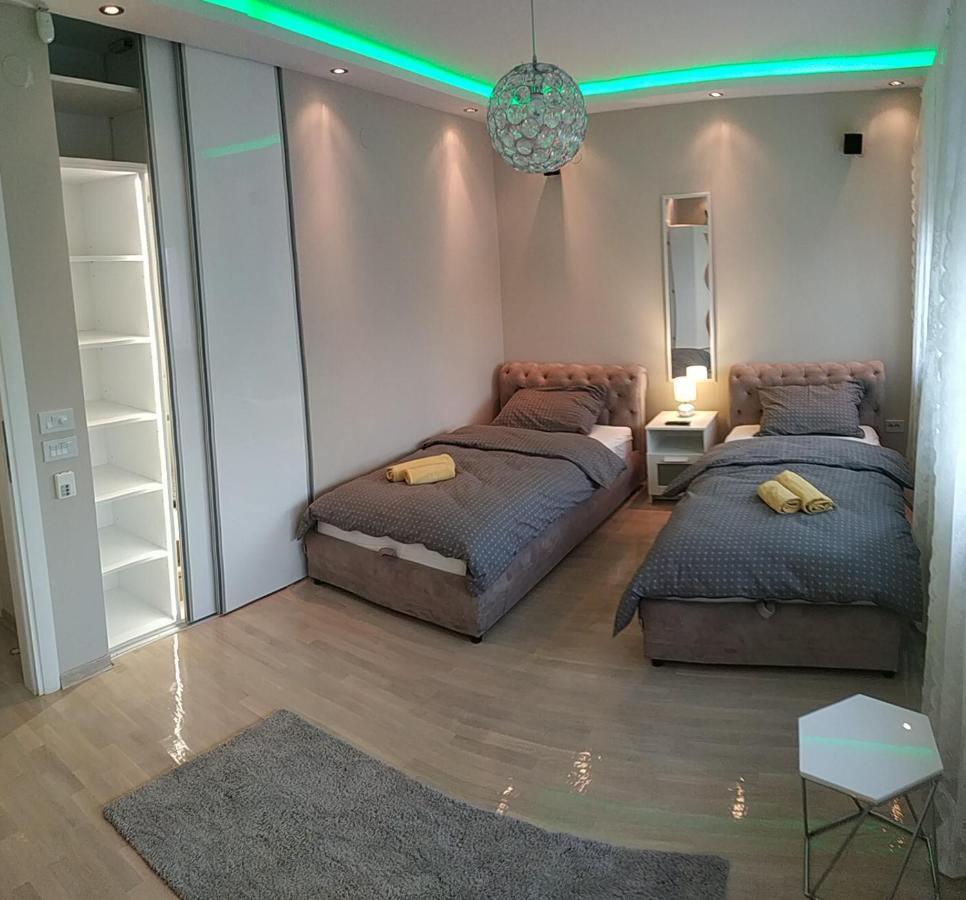 Savski Lux Beograd Bagian luar foto