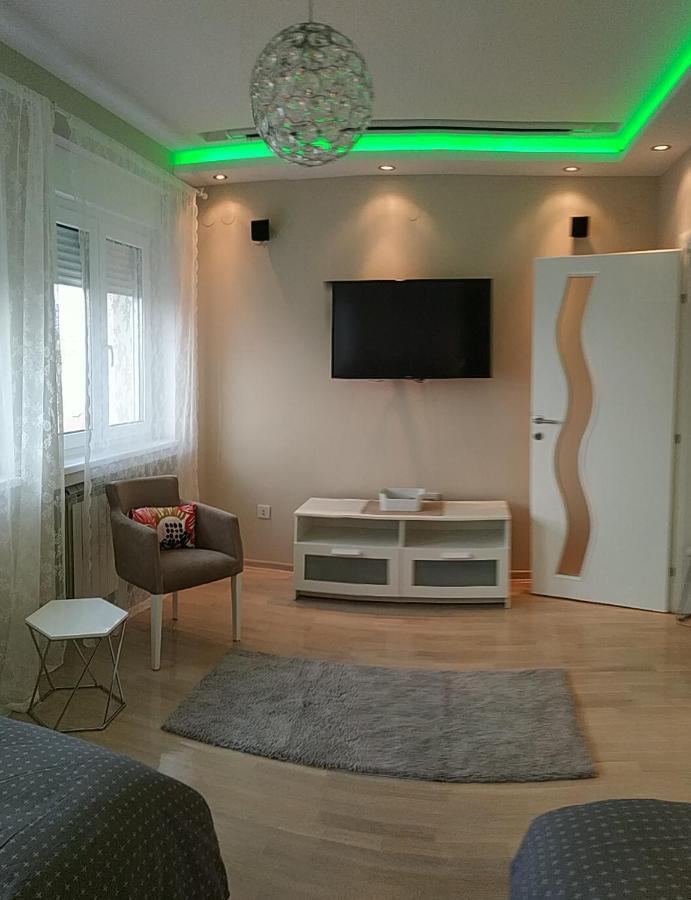 Savski Lux Beograd Bagian luar foto
